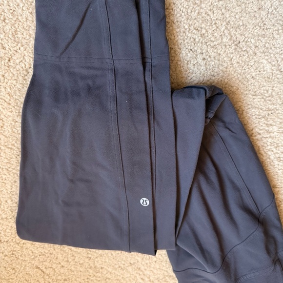 Lululemon Athletica Women's Gray Leggings - Picture 7 of 7